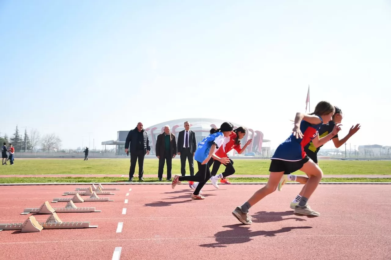 Küçük Yıldız Atletizm İl Birinciliği Müsabakaları Sona Erdi