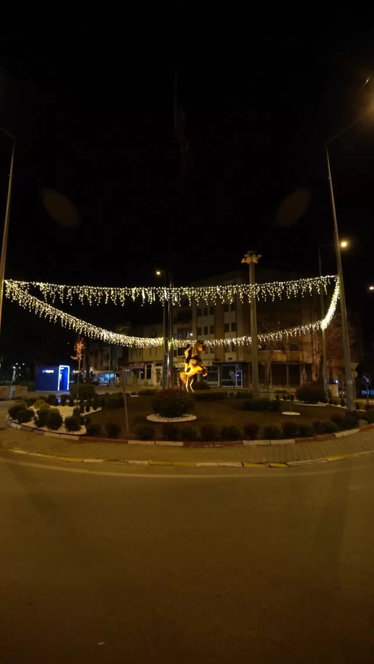 Karesi Belediye Başkanı Mesut Akbıyık'tan Hemşehrilerine Hizmet Mesajı