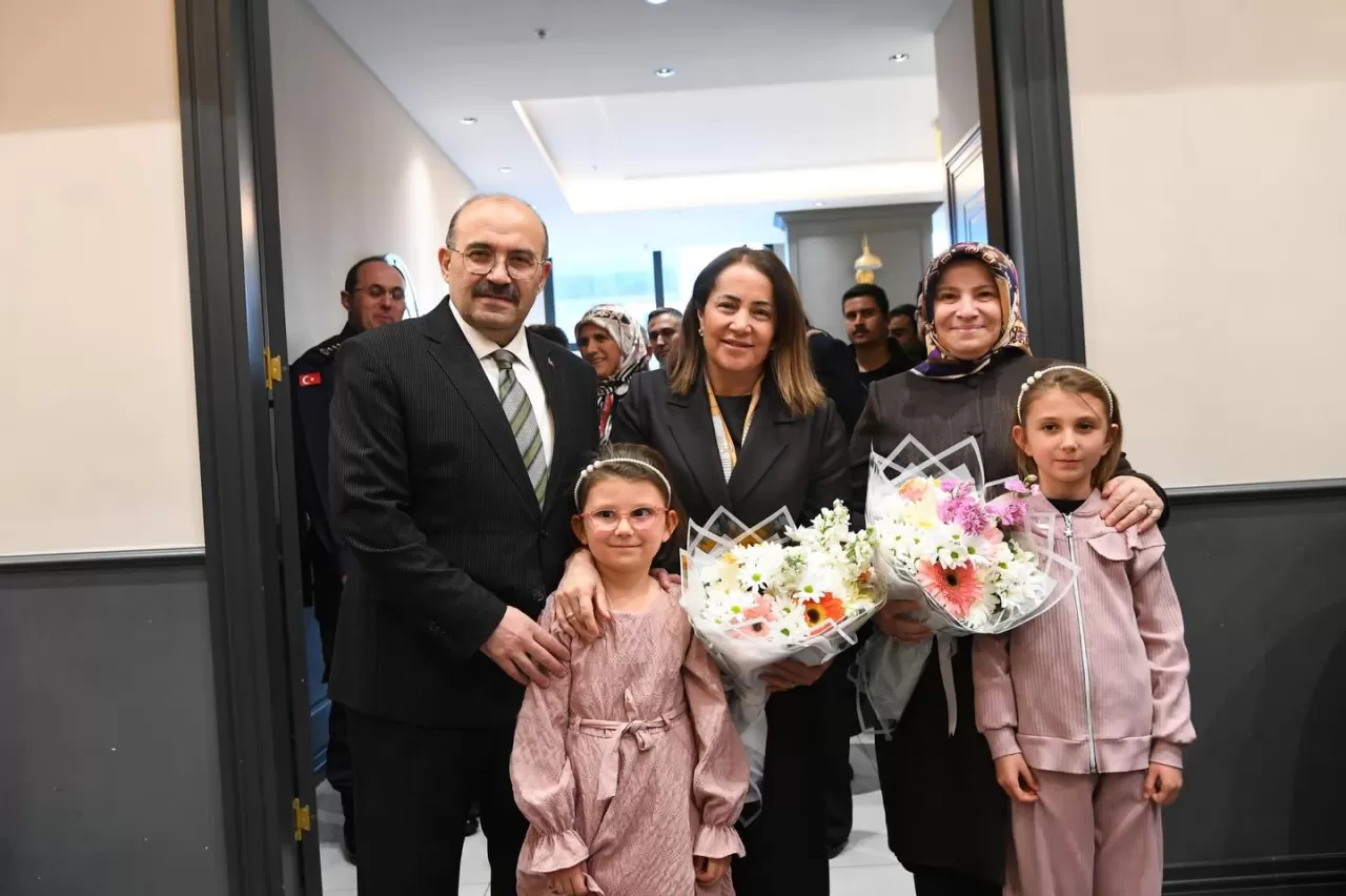 Balıkesir'de Koruyucu Aileler ve Çocuklar İftarda Buluştu