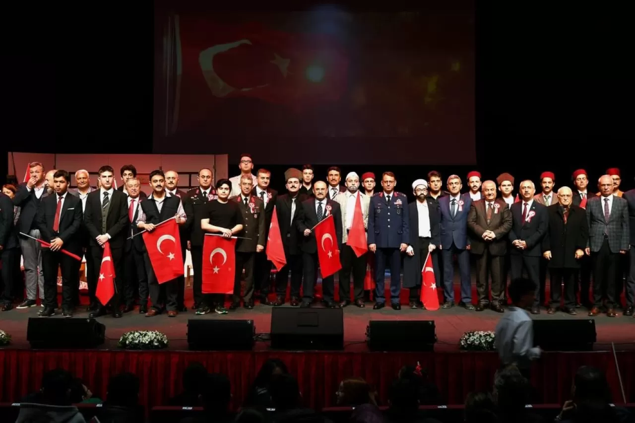 İstiklal Marşı'nın Kabulünün 105. Yılında Mehmet Akif Ersoy Anıldı