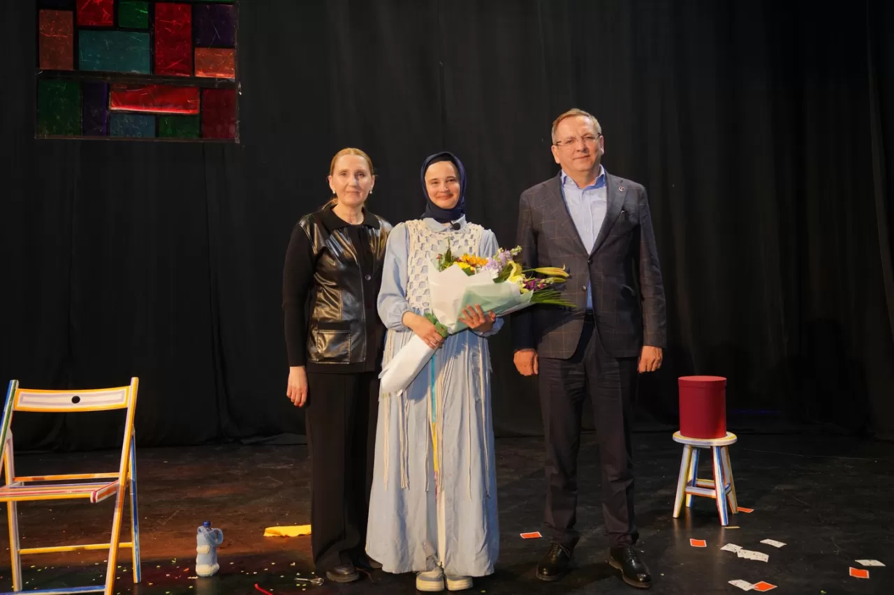 Ayvalık'ta Kadın Oyunları Festivali Başladı