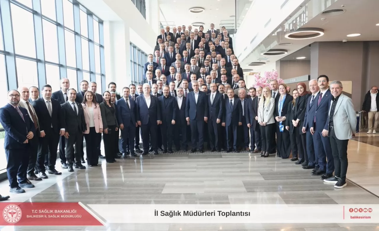 Sağlık Bakanı Memişoğlu, İl Sağlık Müdürleri İle Değerlendirme Toplantısı Gerçekleştirdi