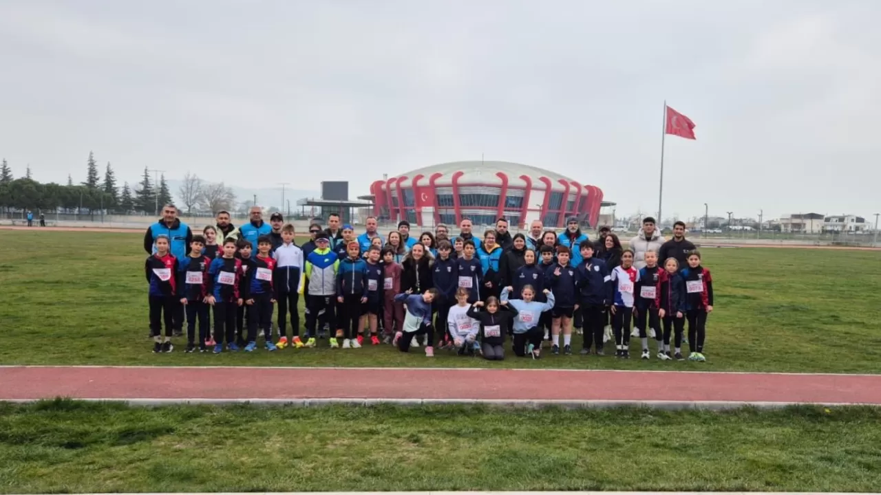 Genç Sporcular Triatlon Performans Testi'nde Yarıştı