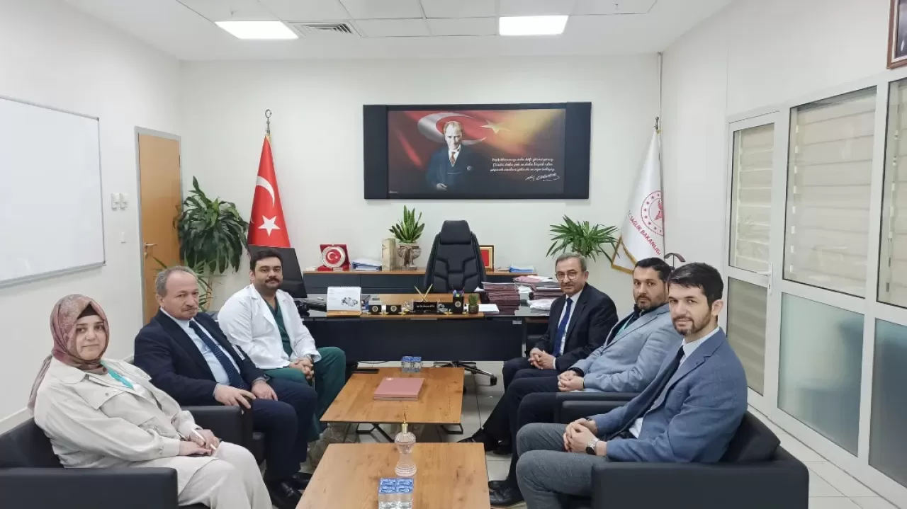 İl Müftüsü ve Yardımcısından Kadir Gecesi Tebrik Ziyareti