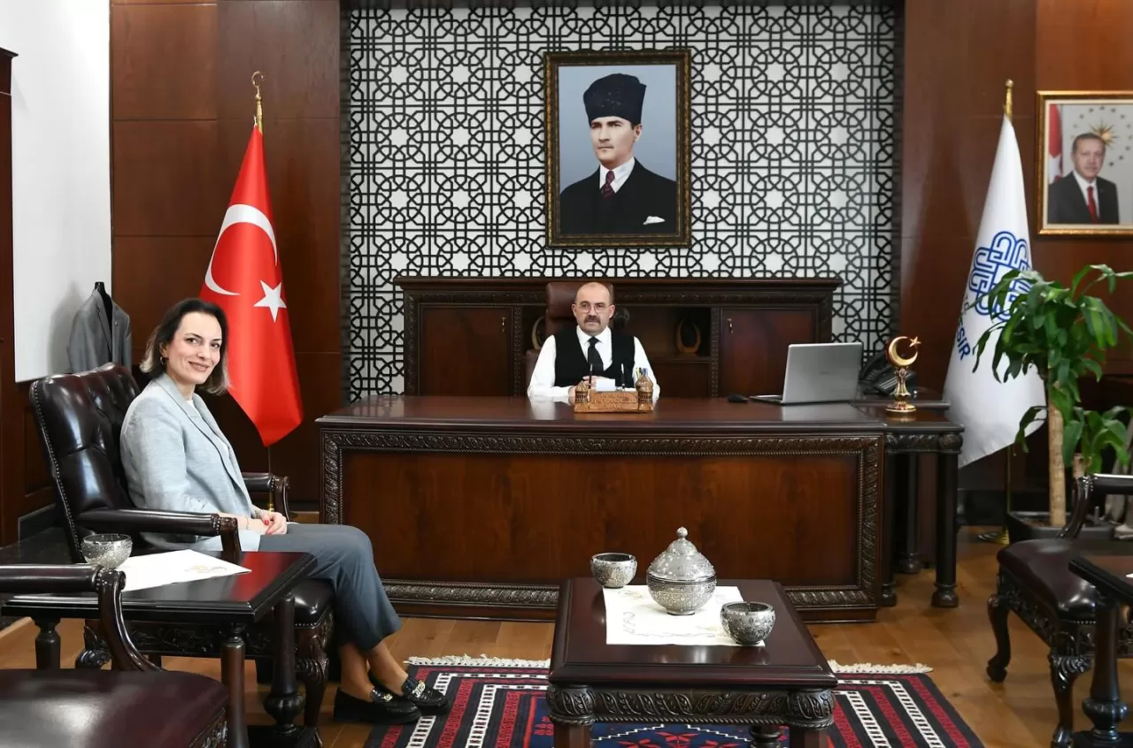 TÜMAD Madencilik Yöneticisi Balıkesir Valisi'ni Ziyaret Etti