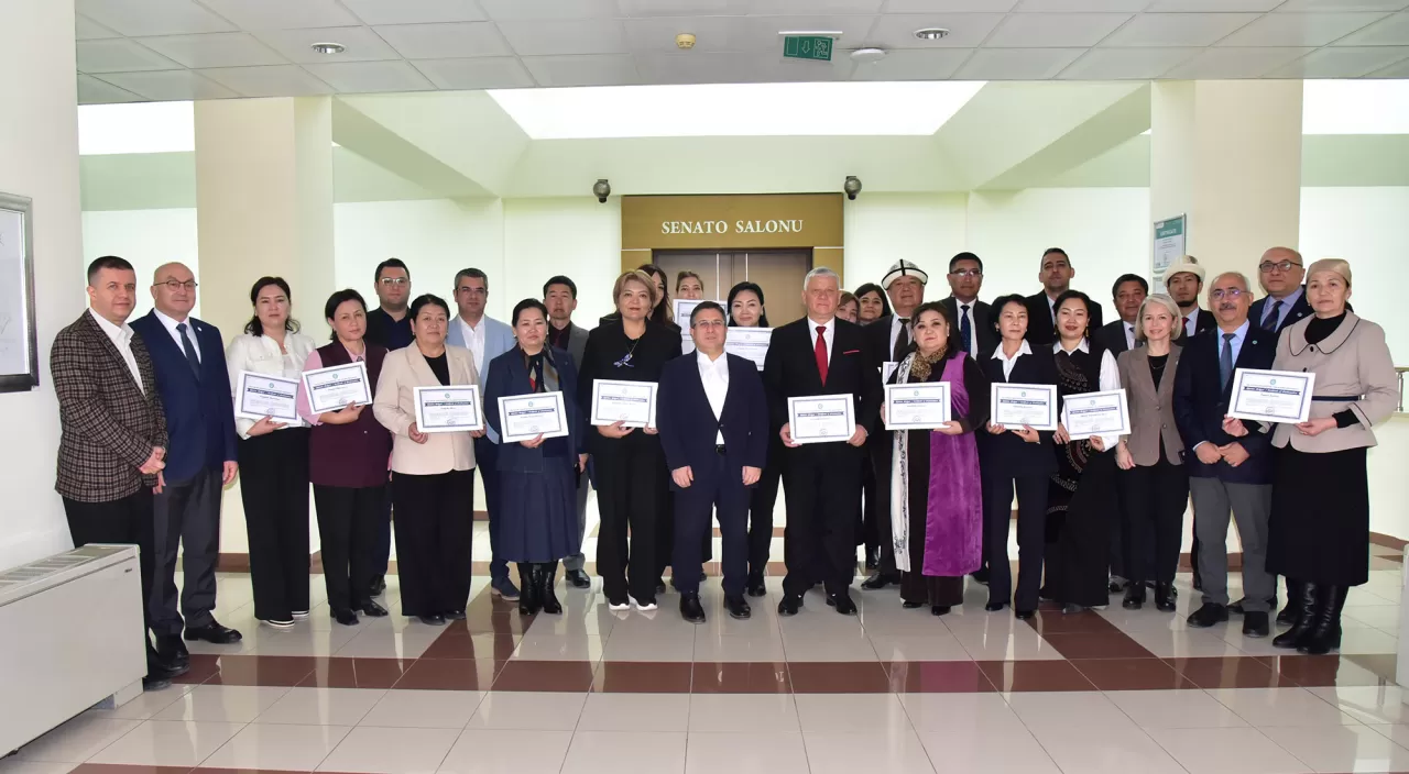 BAÜN ile Kırgızistan Osh Devlet Üniversitesi Arasında Akademik İş Birliği Sertifikalandırıldı