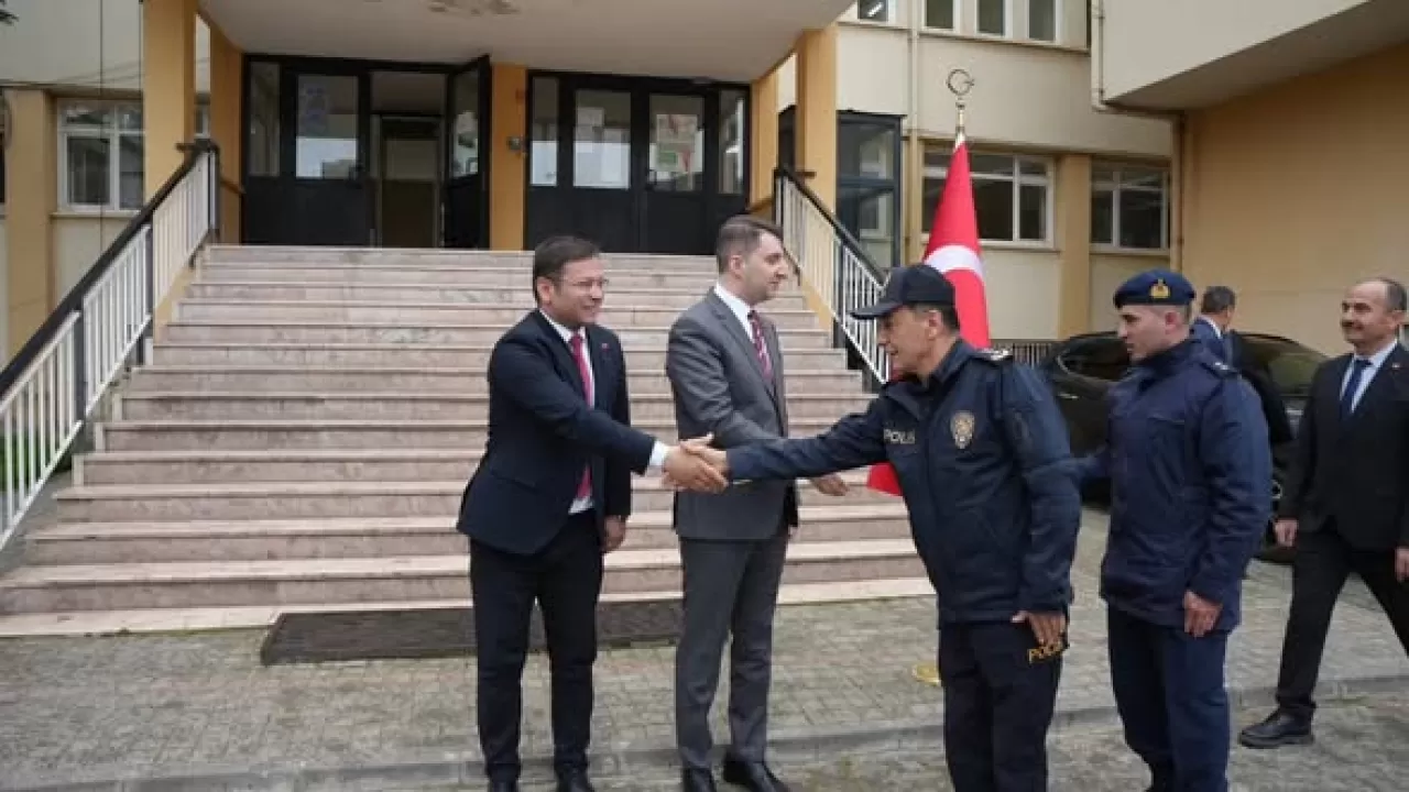 Sındırgı'da Arife Günü Protokol Buluşması