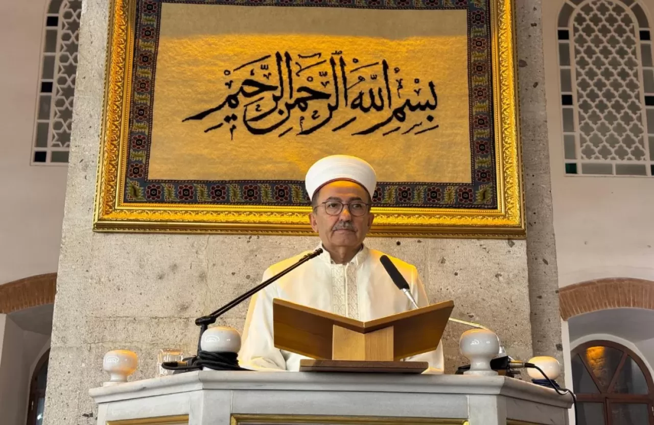 Balıkesir'de Ramazan Bayramı Coşkusu Zağnos Paşa Camii'nde Yaşandı