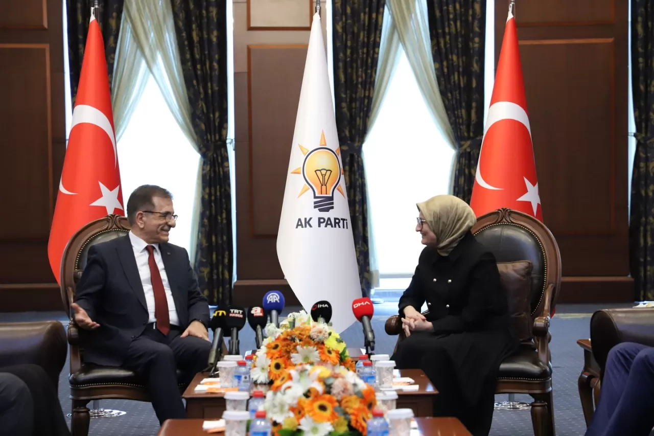 AK Parti, Siyasi Bayramlaşma Programını Anahtar Parti ile Sürdürdü