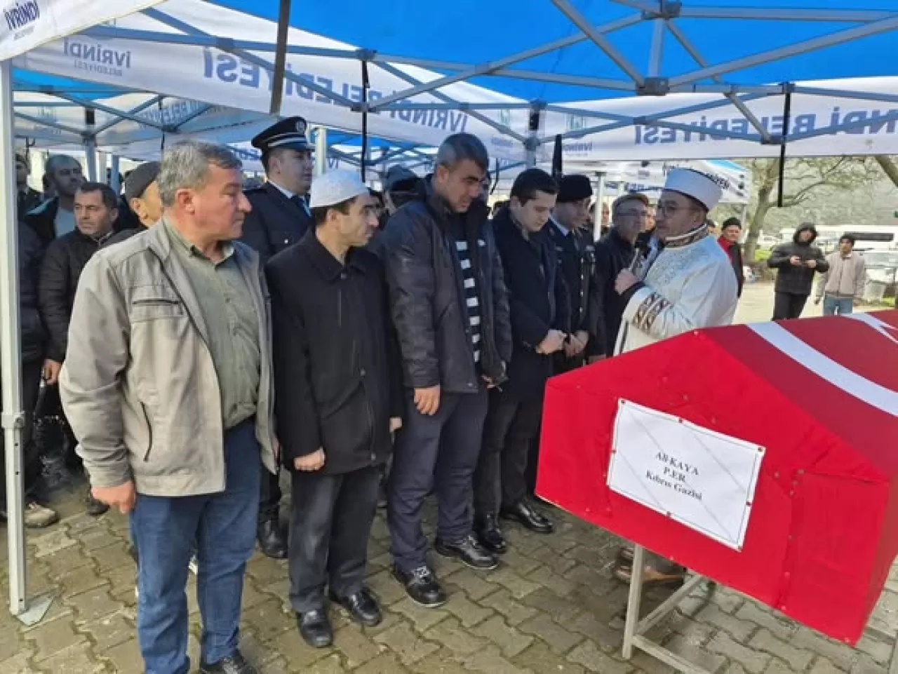 İvrindi'de Yeni Bir Yöresel Ürün Pazarı Açıldı