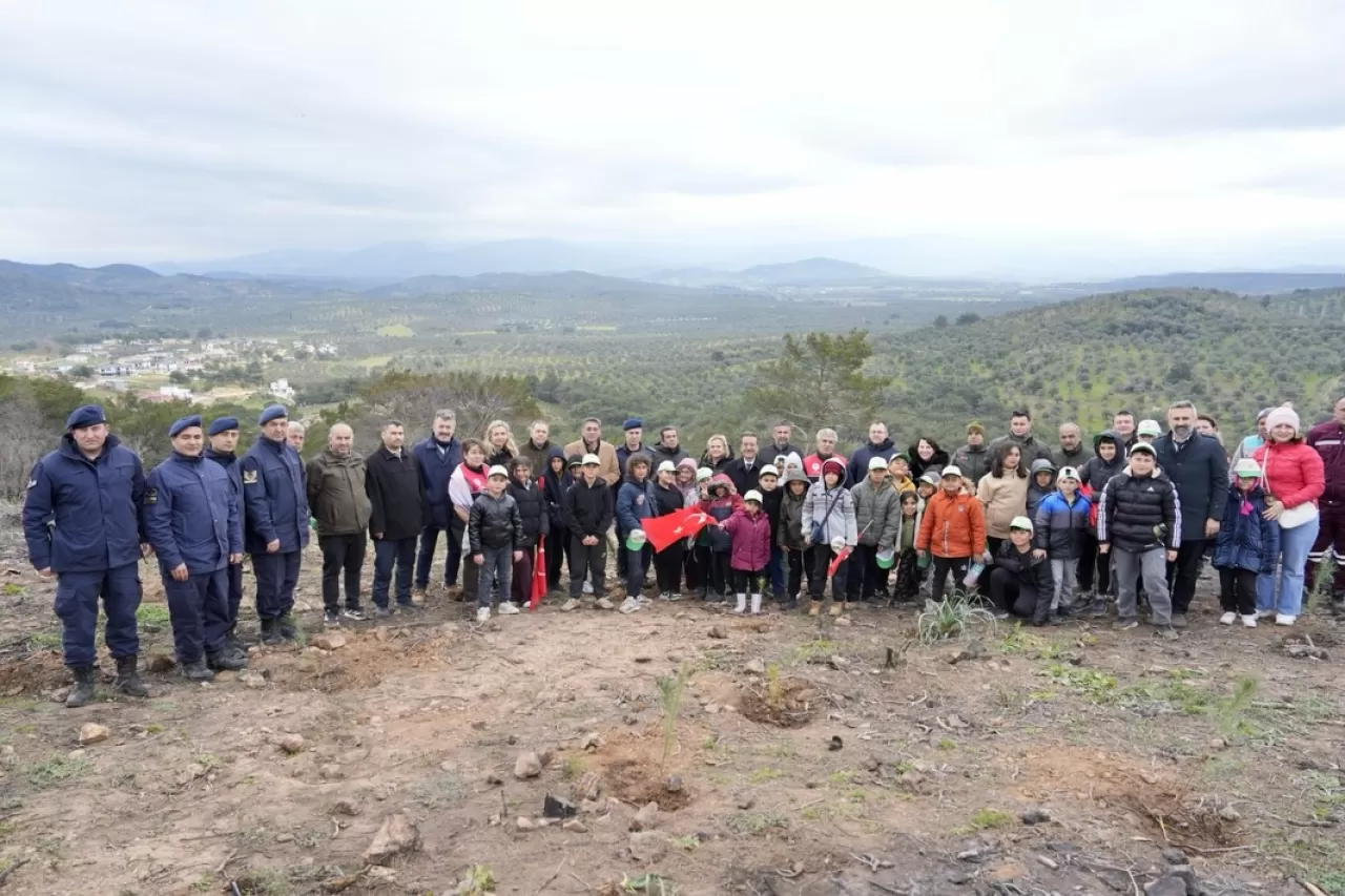 Burhaniye'de Orman Haftası'nda Geleceğe Nefes Oldular