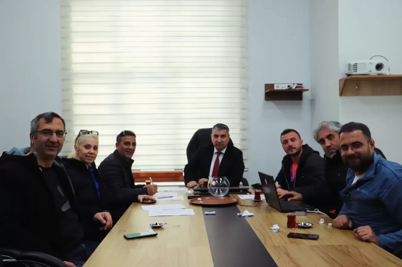 Edremit'te Geleneksel Bahar Turnuvası Heyecanı: Kuralar Çekildi