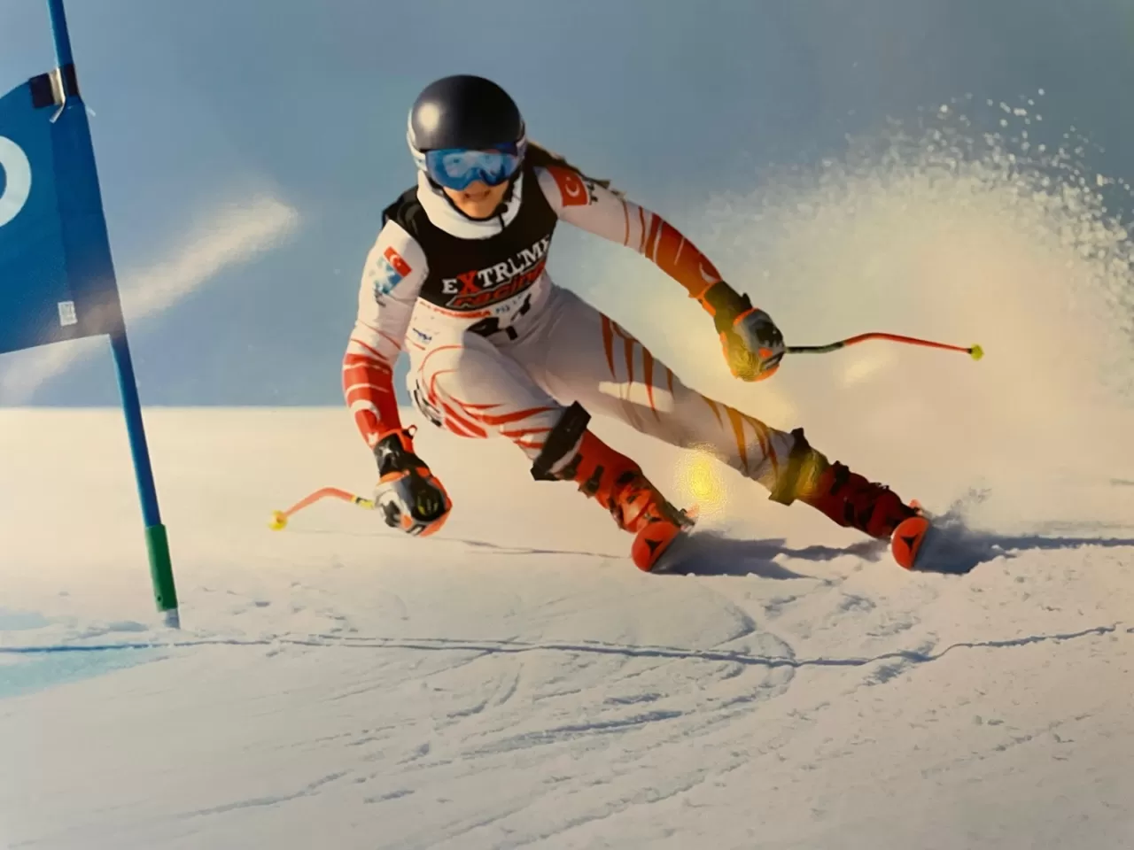 Şengül Nisa İpek, Uluslararası Kayak Yarışmasında 13'üncü Oldu