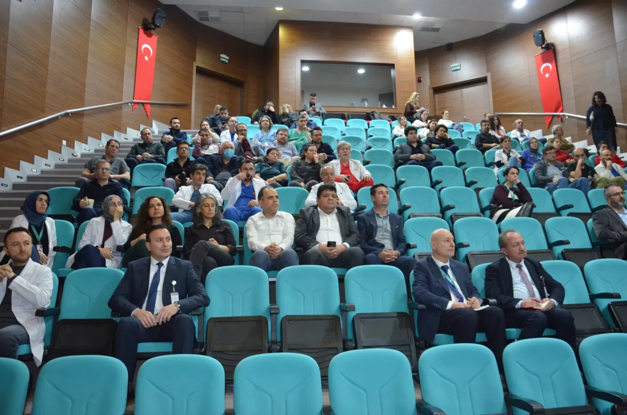 Balıkesir'de Hastane Toplantısı: İşleyiş ve Sorunlar Ele Alındı