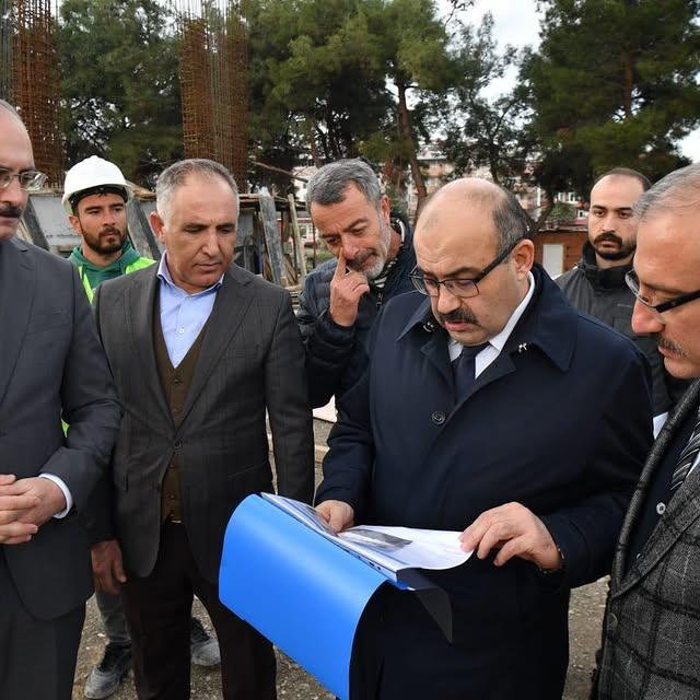 Vali Ustaoğlu, Karesi Hükümet Konağı İnşaatını Denetledi