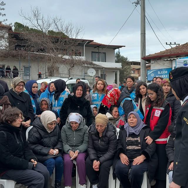 Ak Parti Milletvekili Belgin Uygur’dan Cenazeye Katılım