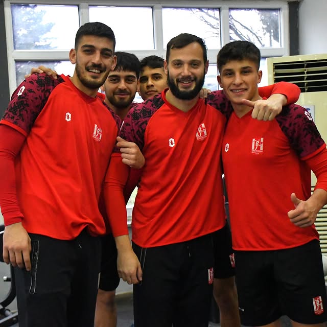 Balıkesirspor Günü Çift Antrenmanla Değerlendiriyor