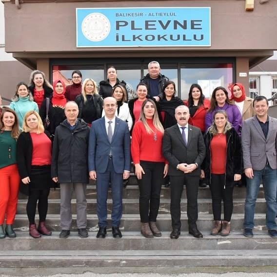 Balıkesir'in Eğitim Yöneticilerinden Plevne İlkokulu'na Ziyaret