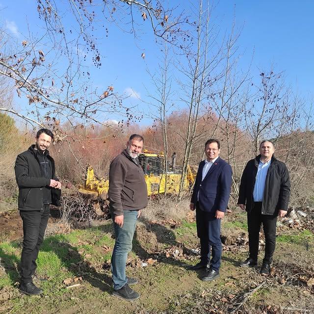 Belediye, Sındırgı'da Yol Çalışmalarına Hız Kesmeden Devam Ediyor