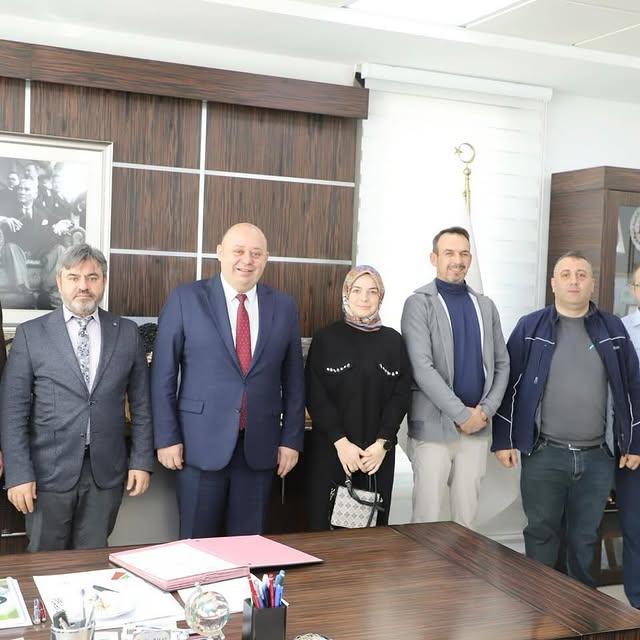 Gönen Anadolu İmam Hatip Lisesi'nden Belediye Başkanına Ziyaret