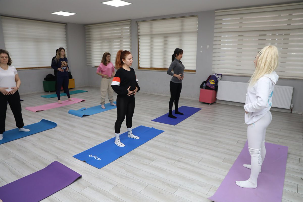 Atatürk Gençlik Merkezi'nde Orijinal Yoga Kursu Başladı