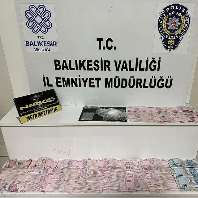 Balıkesir'de Uyuşturucu Operasyonu: İki Zanlı Tutuklandı