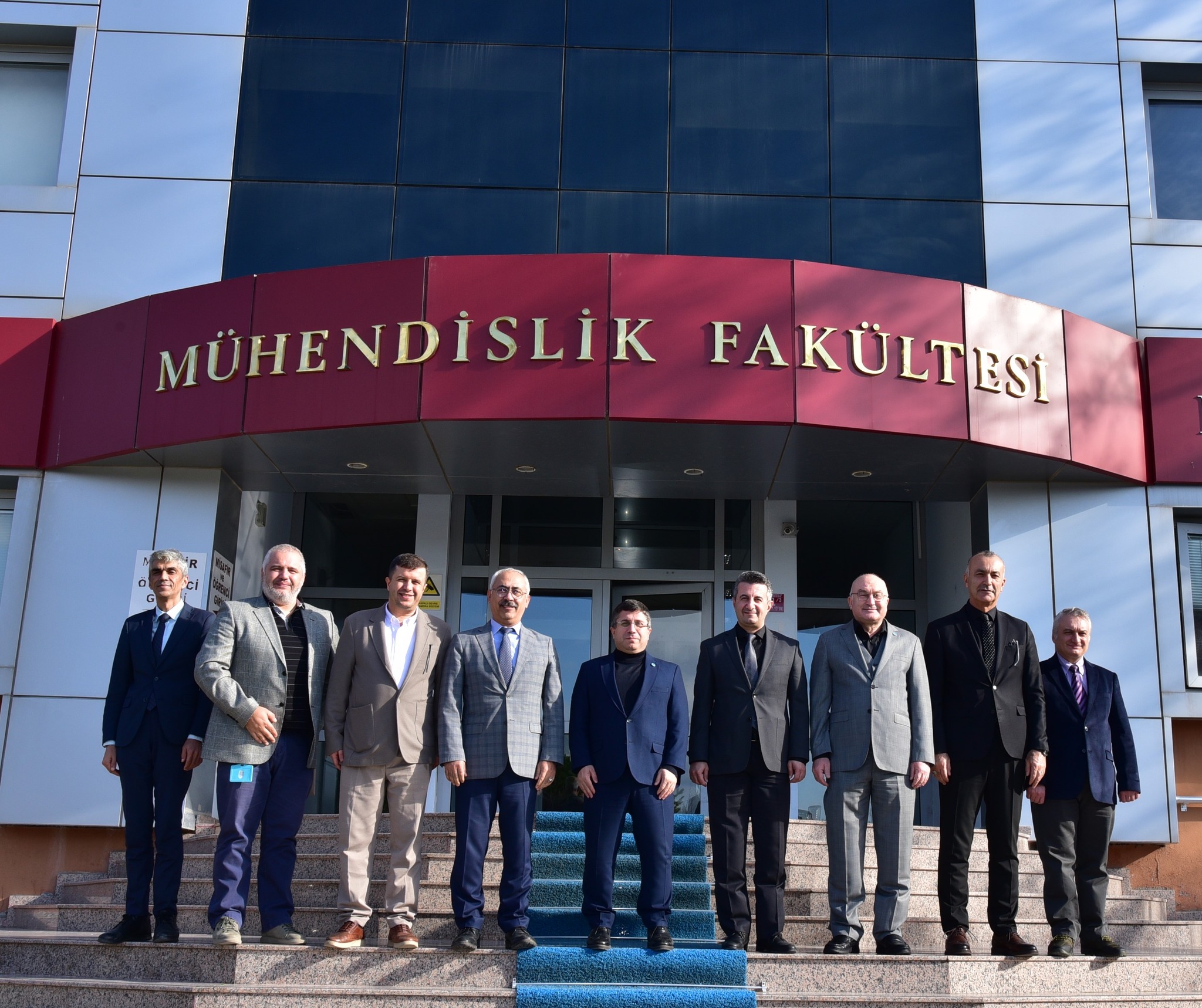 Balıkesir Üniversitesi Rektörü, Mühendislik Fakültesini Ziyaret Etti