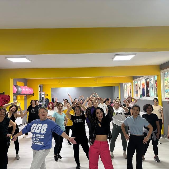 Sporseverler Bandırma'da Zumba ve Pilates ile Buluşuyor