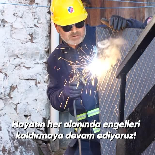 Toplum Olarak Engelleri Birlikte Aşıyoruz