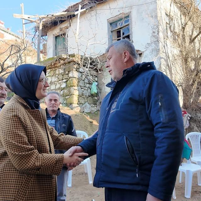 Balıkesir Milletvekili Belgin Uygur'dan Şehit Emirhan Aramış'ın Ailesine Taziye Ziyareti