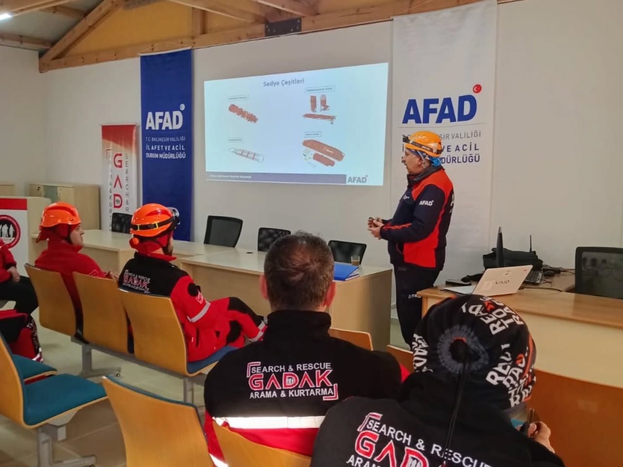 Gönen Artemea Üyelerine Arama Kurtarma Eğitimi Başarıyla Tamamlandı