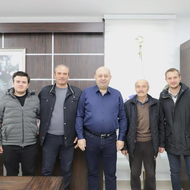 Mahalle Sakinlerinden Belediye Başkanına Nezaket Ziyareti