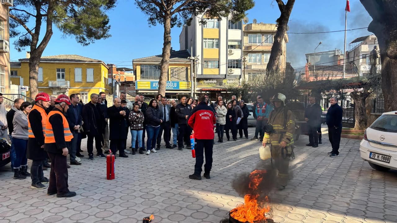 Hükümet Konağında Yangın Tatbikatı Gerçekleştirildi