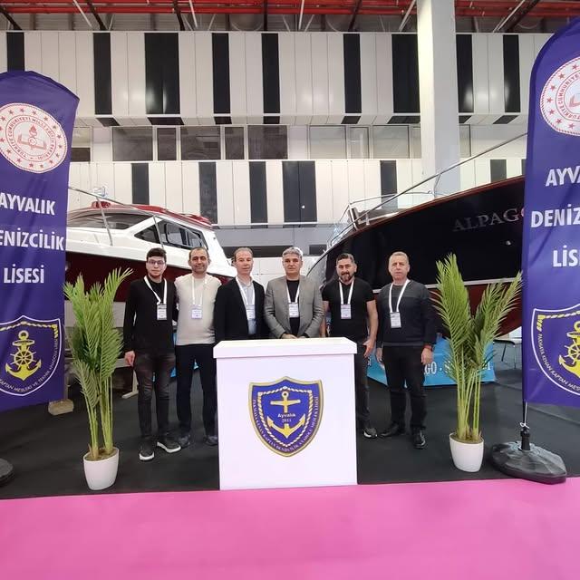 Ayvalık'tan İstanbul'a Gurur: Öğrenciler Tekne Fuarında