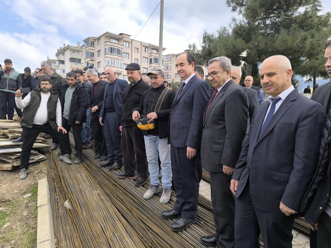 Gönen'de Şehit Esemil Üsküp Erenler Camii'nin Temeli Atıldı