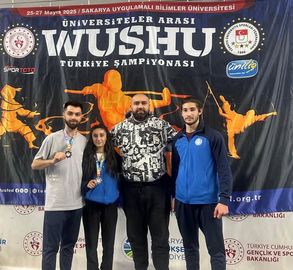 Balıkesir Üniversitesi Wushu'da Türkiye Şampiyonası'nda Çifte Madalya Kazandı