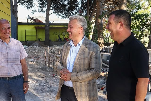 Ayvalık ve Gömeç'e Yatırım: Taşkın Riski Sona Erdi, Yeni Spor Salonu İnşa Ediliyor