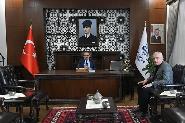 Savaştepe Belediye Başkanı Koyuncu, Balıkesir Valisi Ustaoğlu’nu Ziyaret Etti