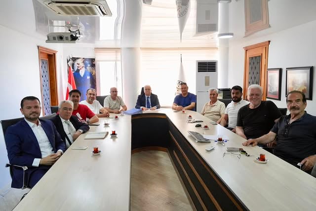 Burhaniye Belediyespor'da Yeni Yönetim Görev Dağılımı Açıklandı