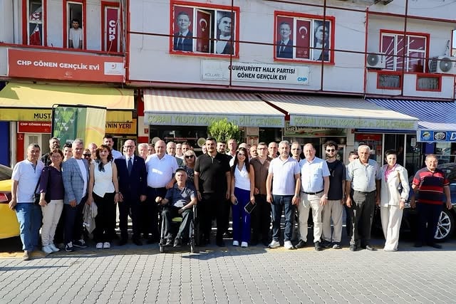 CHP Balıkesir Milletvekili Sarı, Gönen'de Bayramlaştı