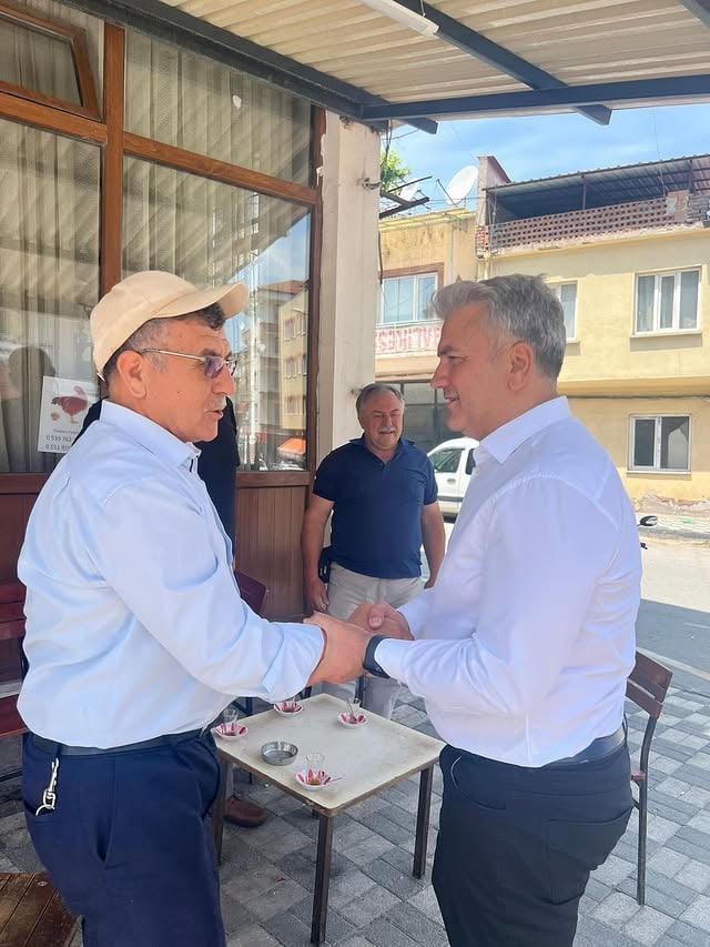 AK Parti Balıkesir Milletvekili Canbey İvrindi'de Bayramlaştı