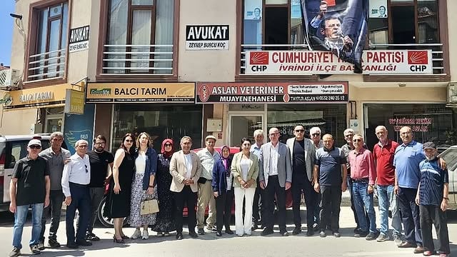CHP Balıkesir Milletvekili Sarı, İvrindi'de Bayramlaşma Programına Katıldı