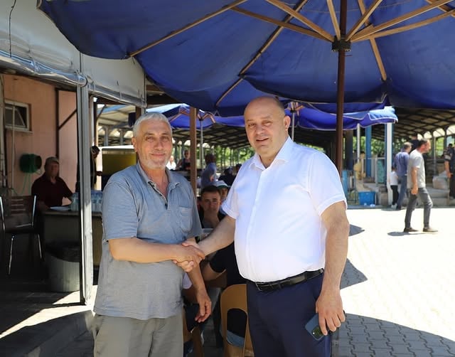 Gönen'de Bayram Sonrası Çalışma Vurgusu: Başkan Palaz'dan Motivasyon Mesajı