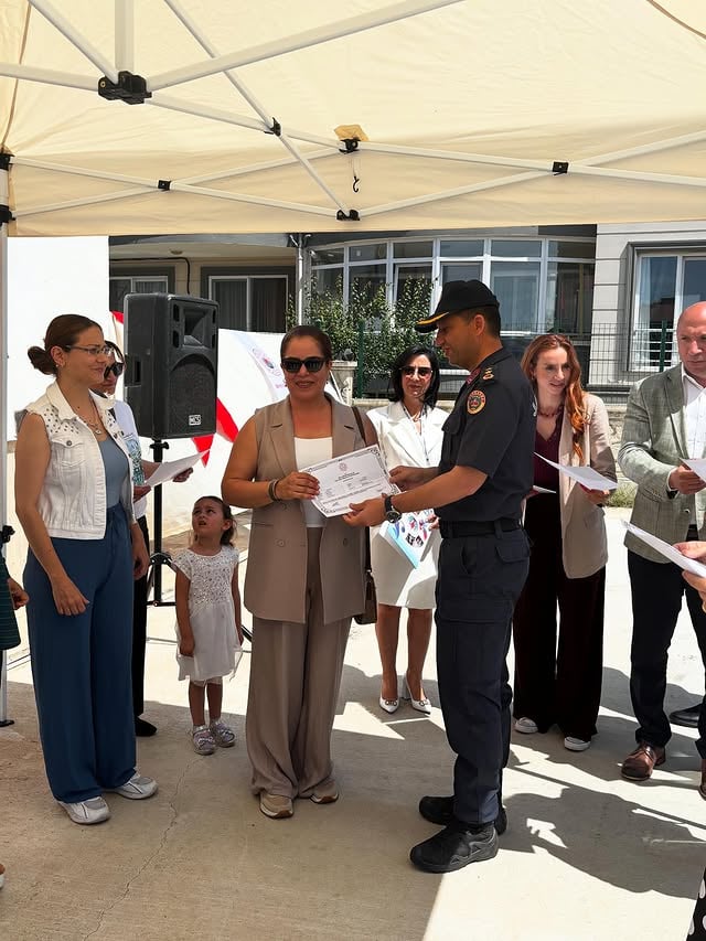 Ayvalık'ta Ebeveyn ve Aile Okulu Mezunları Sertifikalarını Aldı