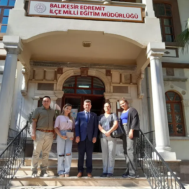 Edremit Mesleki Eğitim Merkezi Öğrencileri Bilek Güreşinde Türkiye Dereceleri Elde Etti