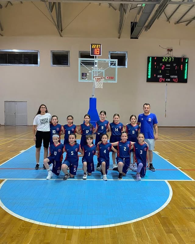 Havran Belediye Spor U10 Kız Basketbol Takımı Ayvalık Yükseliş'i Yendi