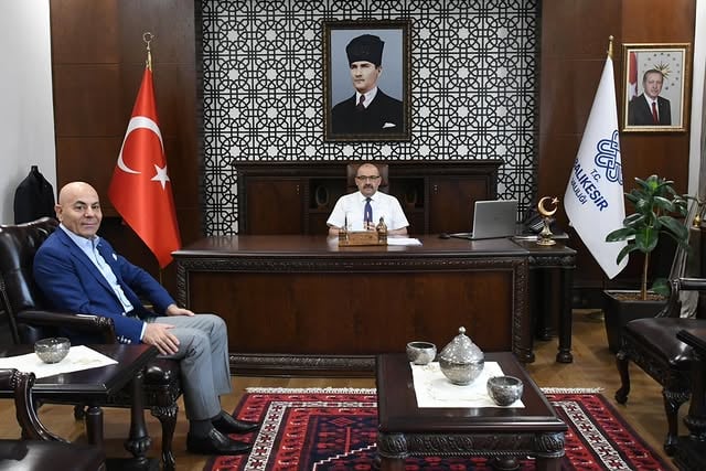 Balıkesir Valisi Ustaoğlu'na Termal Şirketi ve Arama Kurtarma Derneği Ziyareti