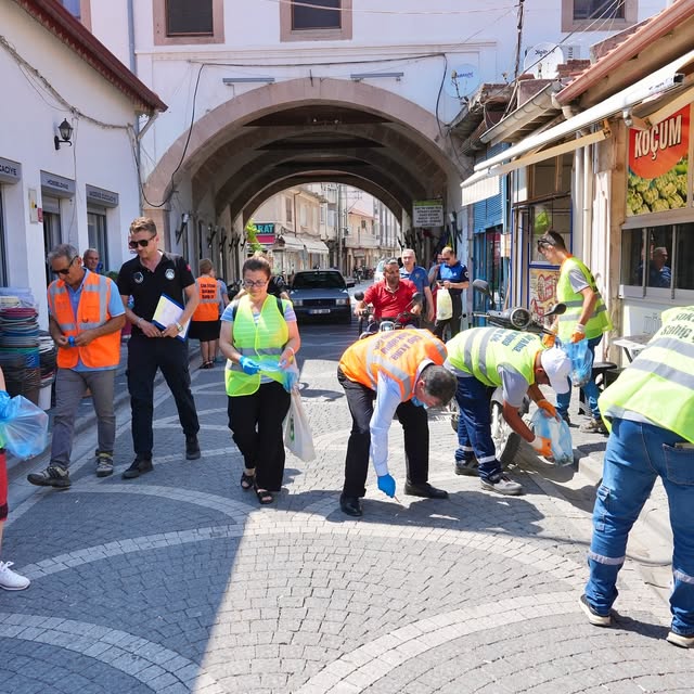 Burhaniye Belediyesi'nden Çevre Kirliliğine Karşı Kararlı Adımlar