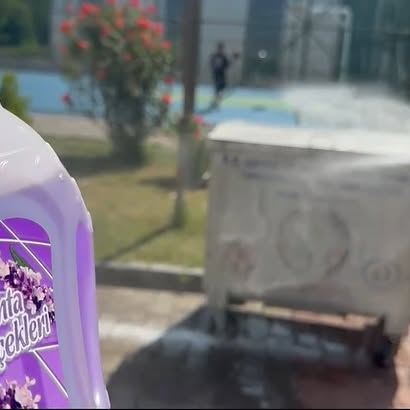 Dursunbey'de Kurban Bayramı Sonrası Konteyner Yıkama ve Dezenfekte Çalışmaları Sürdürüyor