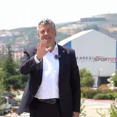 Karesi Belediyesi Spor Tesisleri Yenileme Çalışmaları Sona Yaklaşıyor